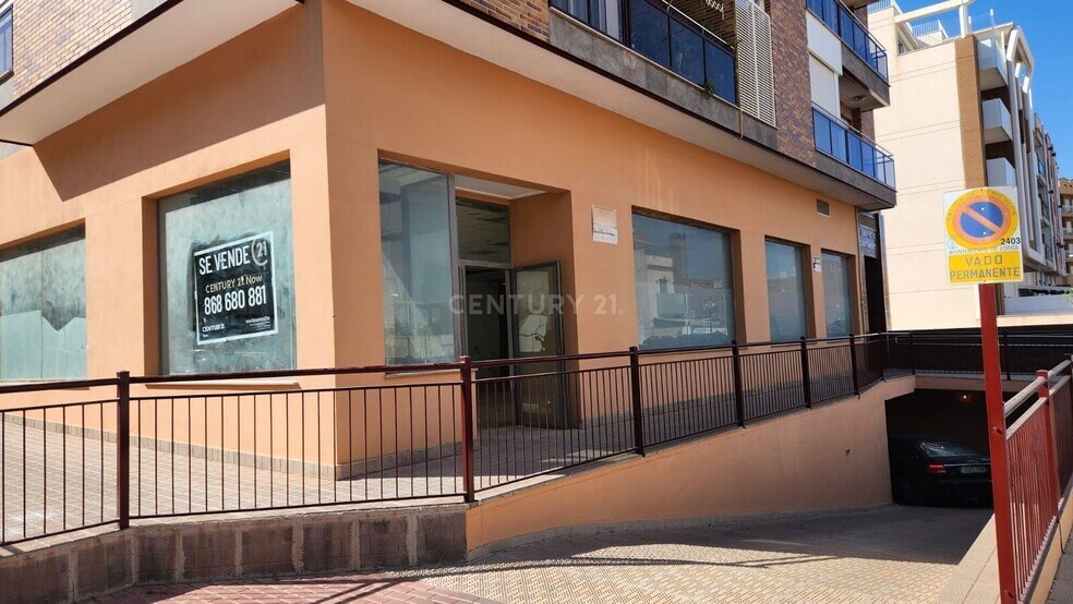 Local en Lorca en venta - Foto del edificio - Imagen 1 de 20
