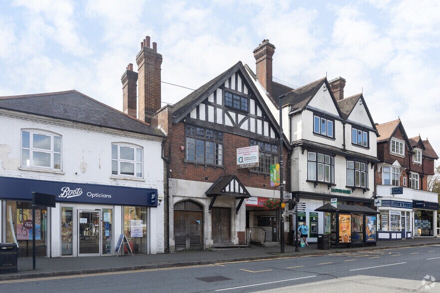 19 Station Ave, Caterham en venta - Foto del edificio - Imagen 2 de 2