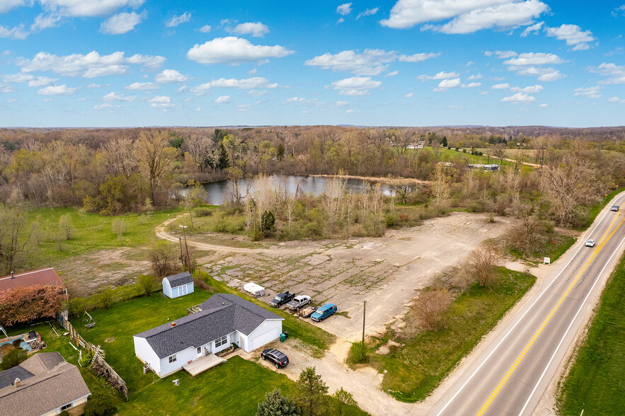 4501 Grange Hall Rd, Holly, MI en venta - Foto del edificio - Imagen 2 de 12