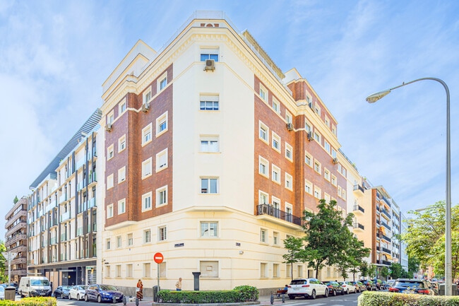 Más detalles de Edificio residencial​ en venta