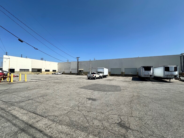 4270-4310 S Maywood Ave, Vernon, CA en alquiler - Foto del edificio - Imagen 1 de 41