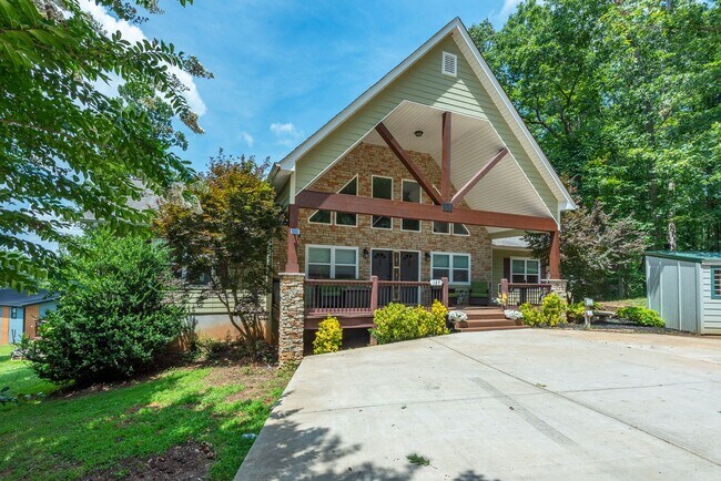 Más detalles de 127 Deer Hill Ln, Weaverville, NC - Otros usos en venta
