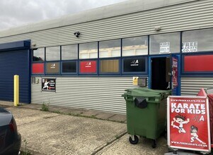 18-44 Benedict Sq, Peterborough en alquiler Foto del edificio- Imagen 1 de 3