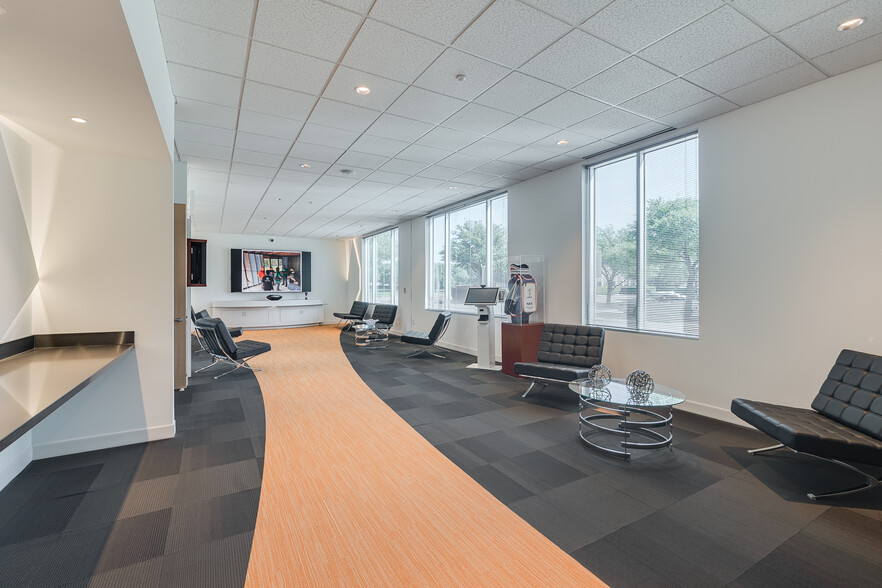 3929 W John Carpenter Fwy, Irving, TX en alquiler - Foto del interior - Imagen 3 de 9