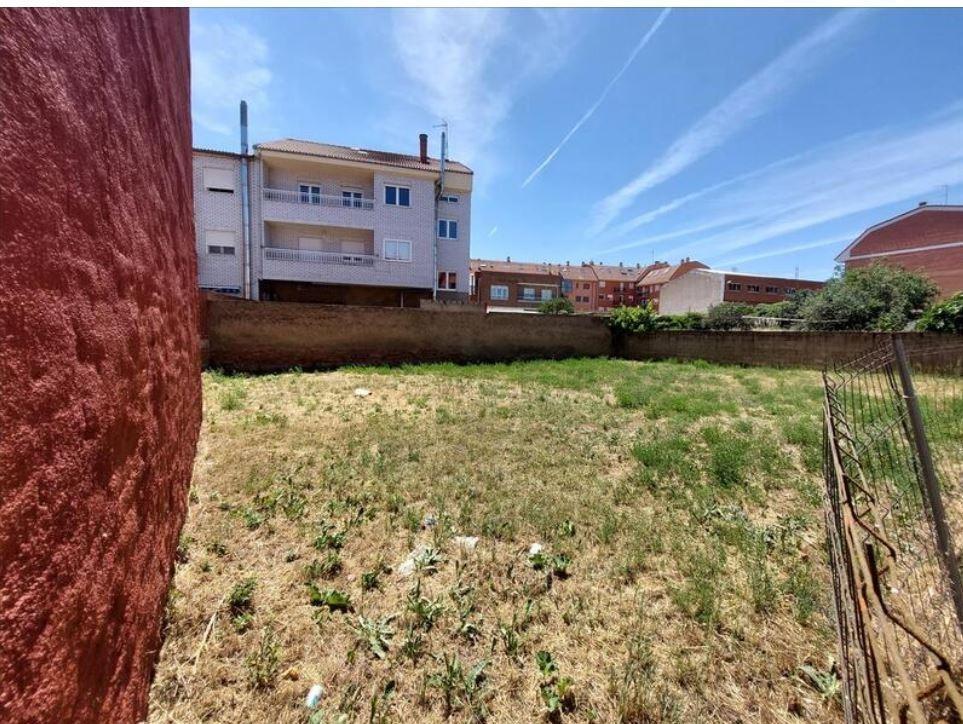 Terreno en Villaquilambre en venta Foto del edificio- Imagen 1 de 9