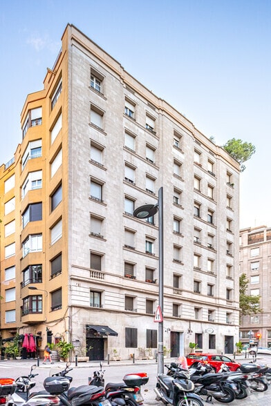 Local en Barcelona, Barcelona en alquiler - Foto principal - Imagen 1 de 1
