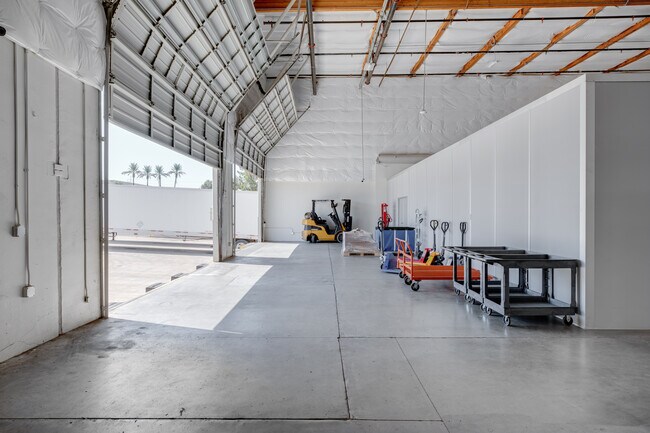 Más detalles de 2636 S Wilson St, Tempe, AZ - Varios usos en alquiler