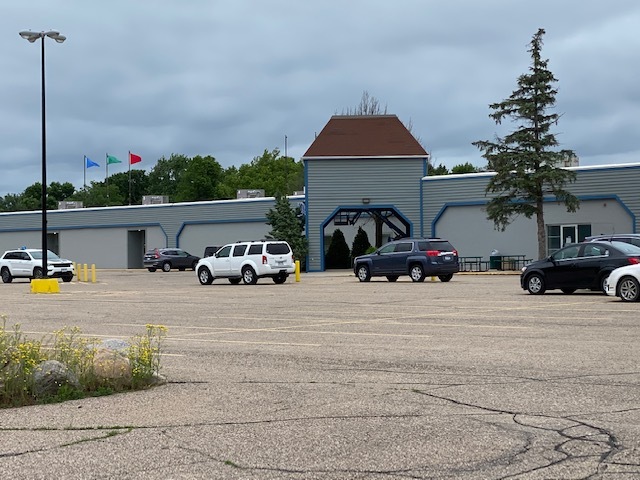 201 Lyndale Ave S, Faribault, MN en alquiler - Foto del edificio - Imagen 1 de 4