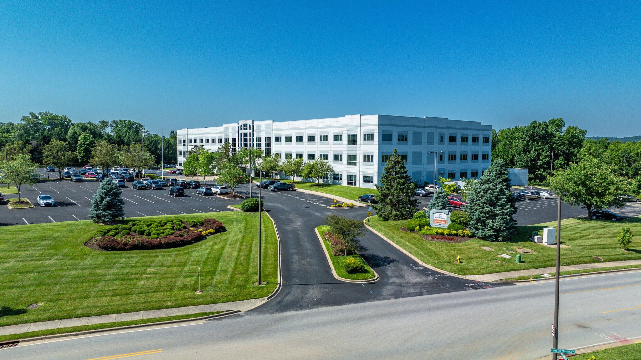 5200 Commerce Crossings Dr, Louisville, KY en alquiler Foto del edificio- Imagen 1 de 5