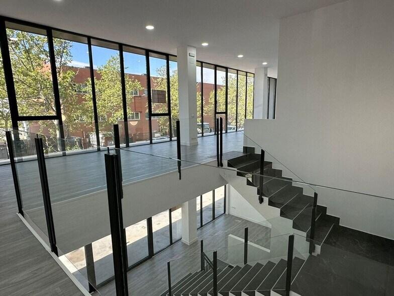 Nave en Boadilla del Monte, Madrid en alquiler - Foto del interior - Imagen 3 de 10