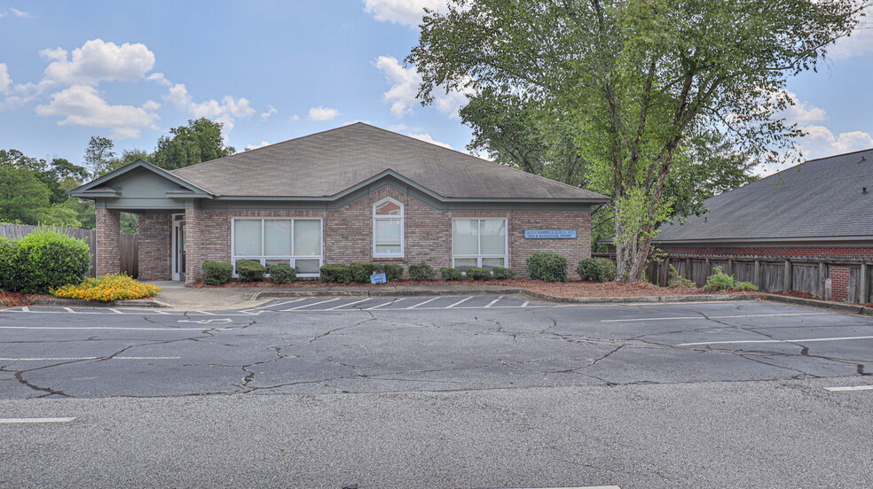 1818 Warm Springs Rd, Columbus, GA en alquiler - Foto del edificio - Imagen 1 de 23