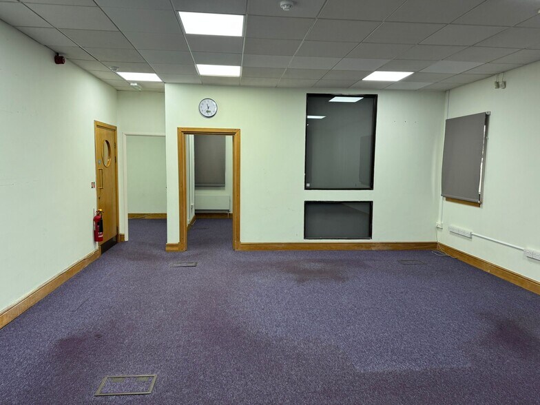 26A Southend Rd, Woodford Green en alquiler - Foto del edificio - Imagen 2 de 2