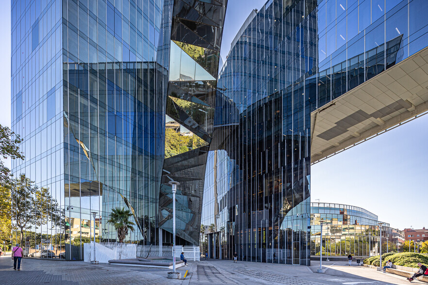 Plaça Del Gas, 1, Barcelona, Barcelona en alquiler - Foto del edificio - Imagen 3 de 4