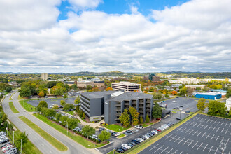 44 Vantage Way, Nashville, TN - VISTA AÉREA  vista de mapa - Image1