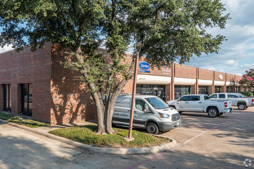 3900-4096 Sandshell Dr, Fort Worth, TX en alquiler - Foto del edificio - Imagen 1 de 8