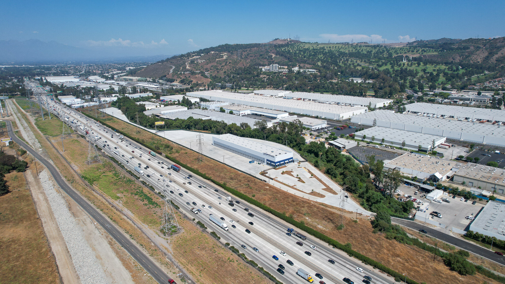 3900 Baybar Rd, Pico Rivera, CA en alquiler Foto del edificio- Imagen 1 de 8