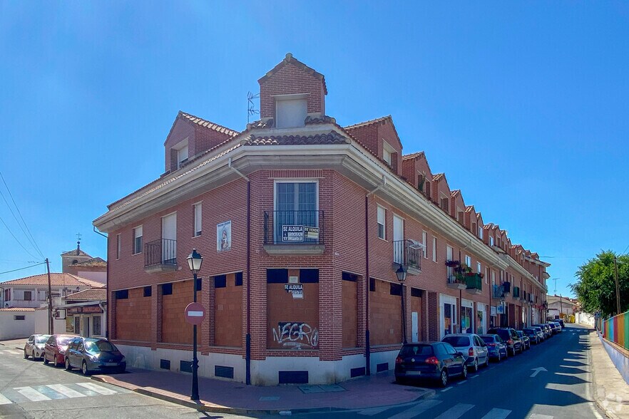 Edificio residencial en Yeles, Toledo en venta - Foto principal - Imagen 1 de 2