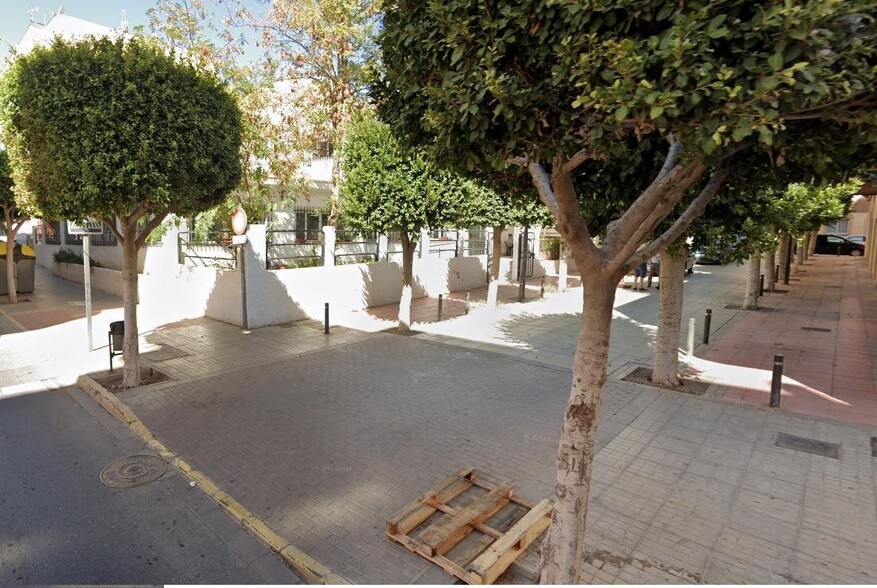 Local en El Ejido, Almería en alquiler - Foto del edificio - Imagen 2 de 5