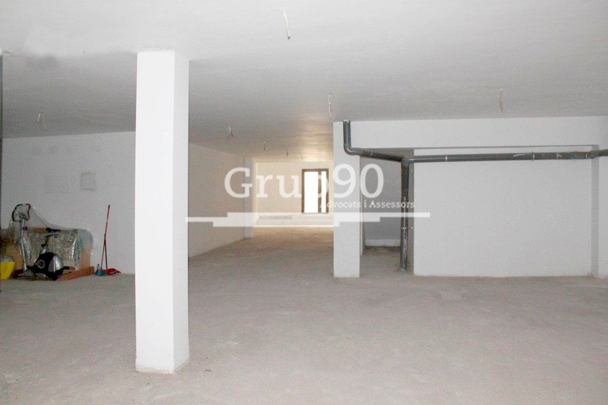 Lleida, LER 25004 -  -  - Foto del interior - Image 2 of 8