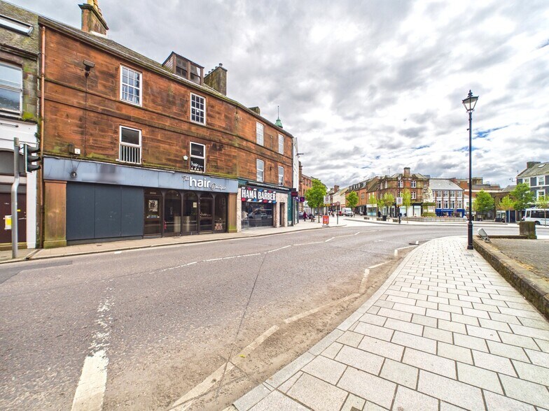 12-14 Church Crescent, Dumfries en venta - Foto del edificio - Imagen 2 de 8