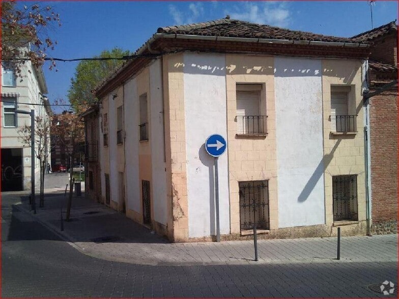 Plaza del Tejar, 7, Azuqueca de Henares, Guadalajara en venta - Foto del edificio - Imagen 1 de 3