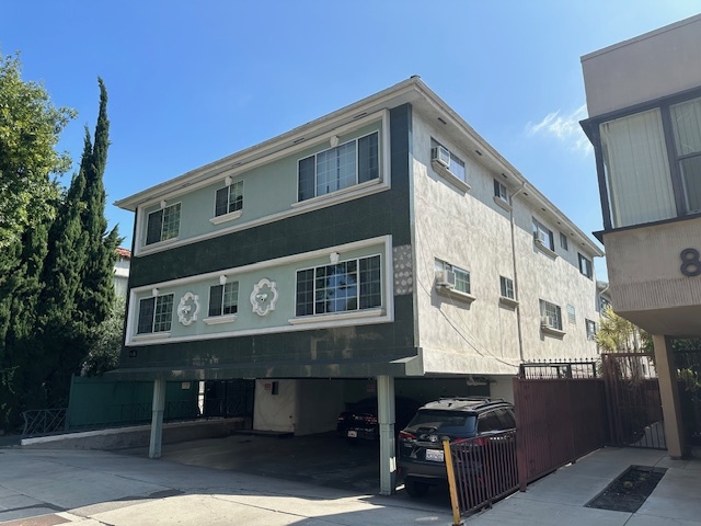 8436 Blackburn Ave, Los Angeles, CA en venta - Foto del edificio - Imagen 1 de 10