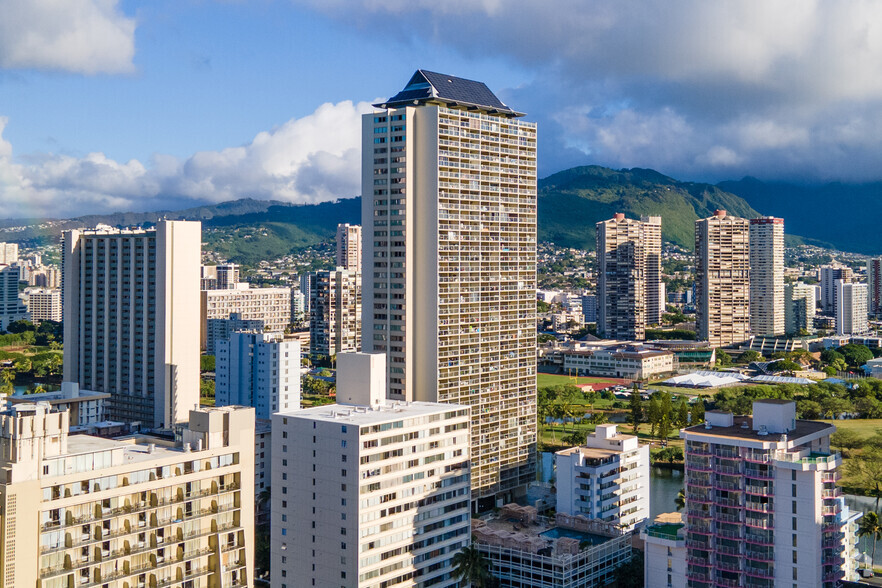 445 Seaside Ave, Honolulu, HI en alquiler - Foto del edificio - Imagen 2 de 5