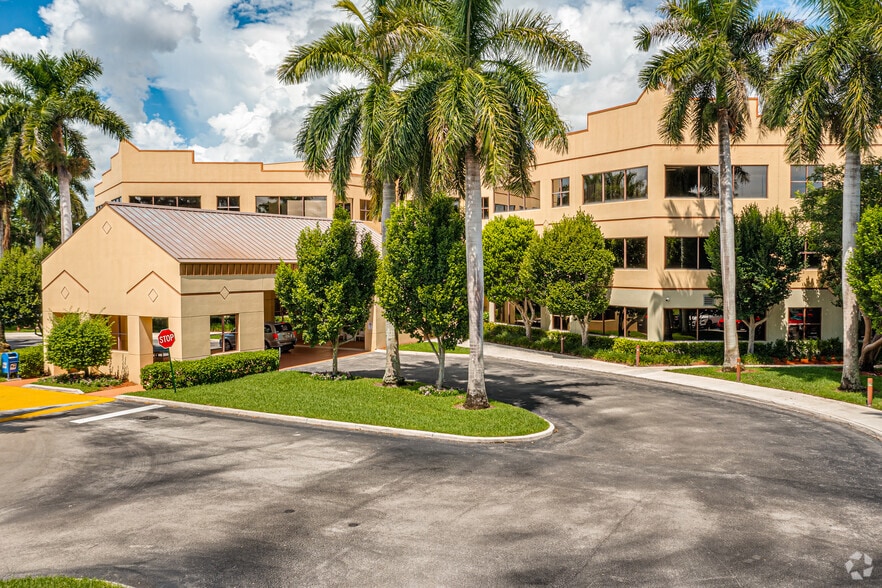 1905 Clint Moore Rd, Boca Raton, FL en alquiler - Foto principal - Imagen 1 de 5