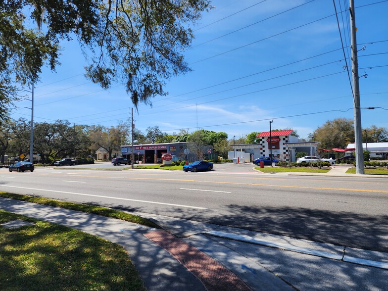 1695 S Volusia Ave, Orange City, FL en venta - Foto del edificio - Imagen 1 de 4