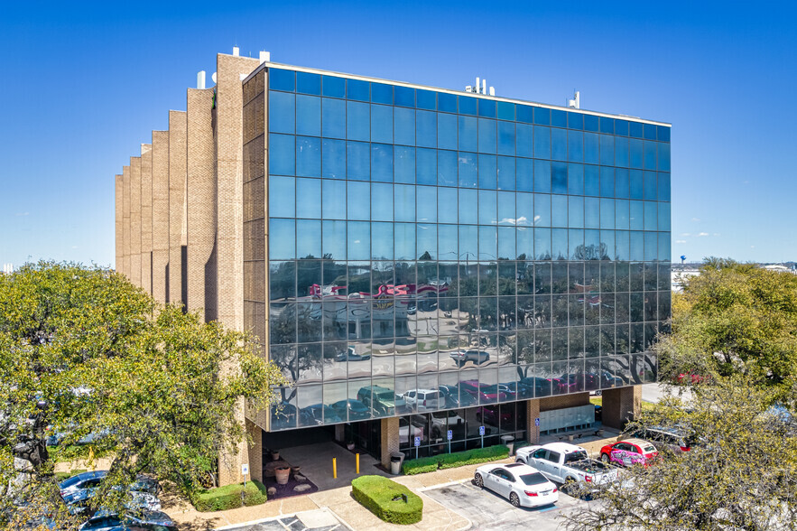 1925 E Belt Line Rd, Carrollton, TX en alquiler - Foto del edificio - Imagen 2 de 5