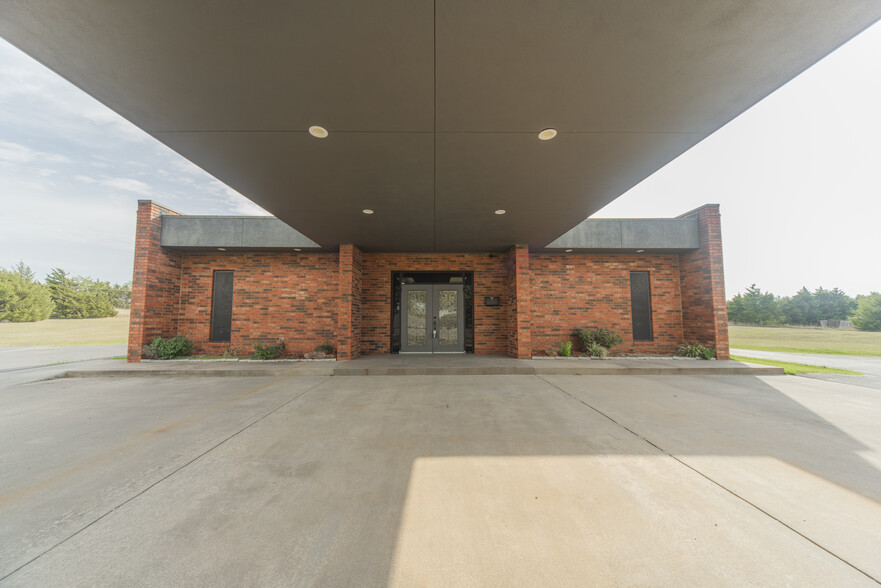 4419 N Bryan Ave, Shawnee, OK en venta - Foto del edificio - Imagen 1 de 35