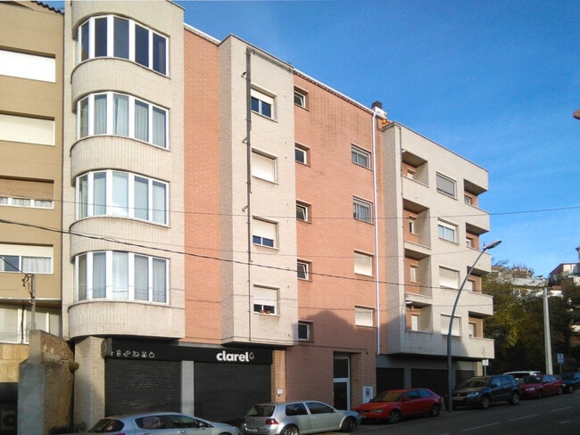 Más detalles de Edificio residencial​ en venta