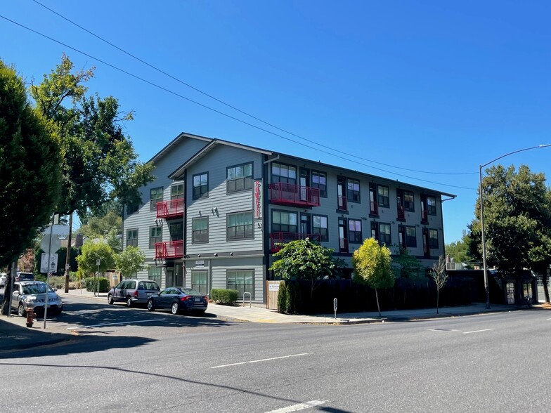 3754 SE Powell Blvd, Portland, OR en venta - Foto del edificio - Imagen 2 de 25