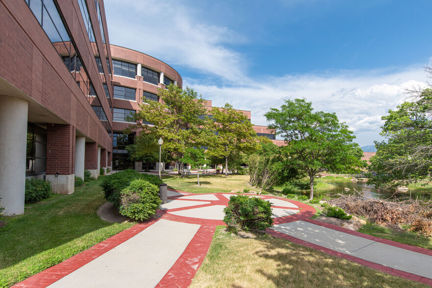 2650 S Decker Lake Blvd, Salt Lake City, UT en alquiler - Foto del edificio - Imagen 3 de 7