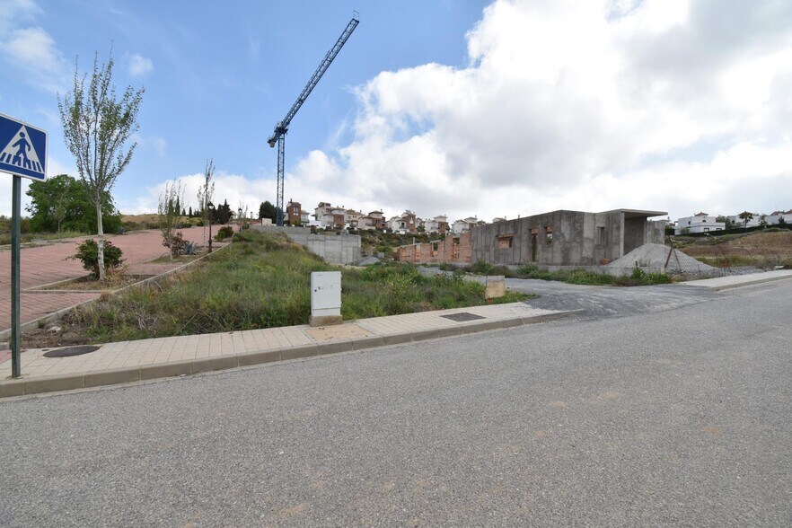 Terreno en Dílar, Granada en venta - Foto del edificio - Imagen 3 de 10