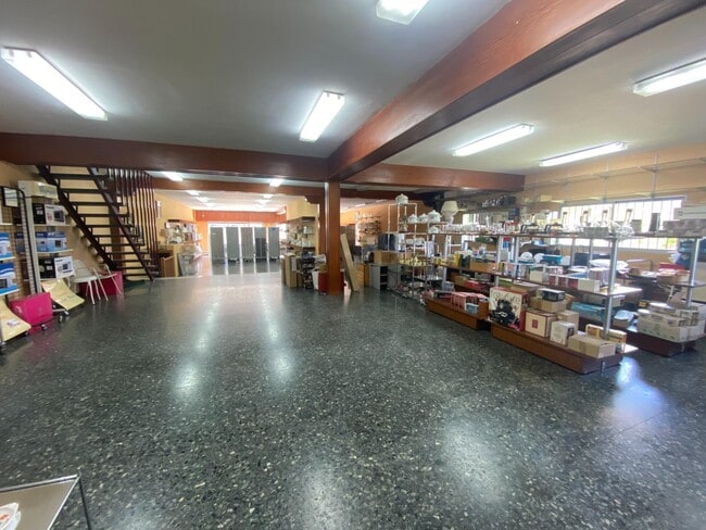 Más detalles de Local en alquiler