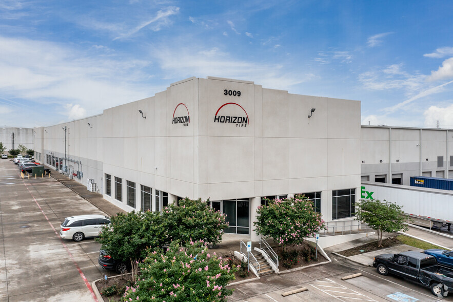 3009 Pasadena Fwy, Pasadena, TX en alquiler - Foto del edificio - Imagen 2 de 5