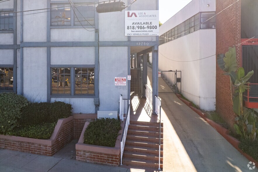 12750 Ventura Blvd, Studio City, CA en alquiler - Foto del edificio - Imagen 2 de 4