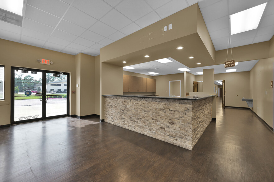 1230 Rayford Bend Rd, Spring, TX en alquiler - Foto del interior - Imagen 2 de 50