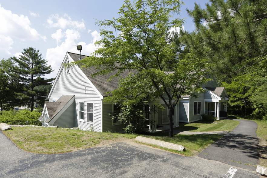 401 Gilford Ave, Gilford, NH en venta - Foto del edificio - Imagen 3 de 116