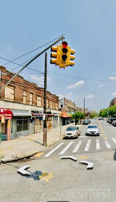 9 Newport St, Brooklyn, NY en alquiler Foto del edificio- Imagen 1 de 6