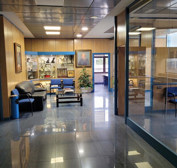 Carretera de Fuencarral a Alcobendas, 20, Madrid, Madrid en alquiler - Foto del edificio - Imagen 3 de 43