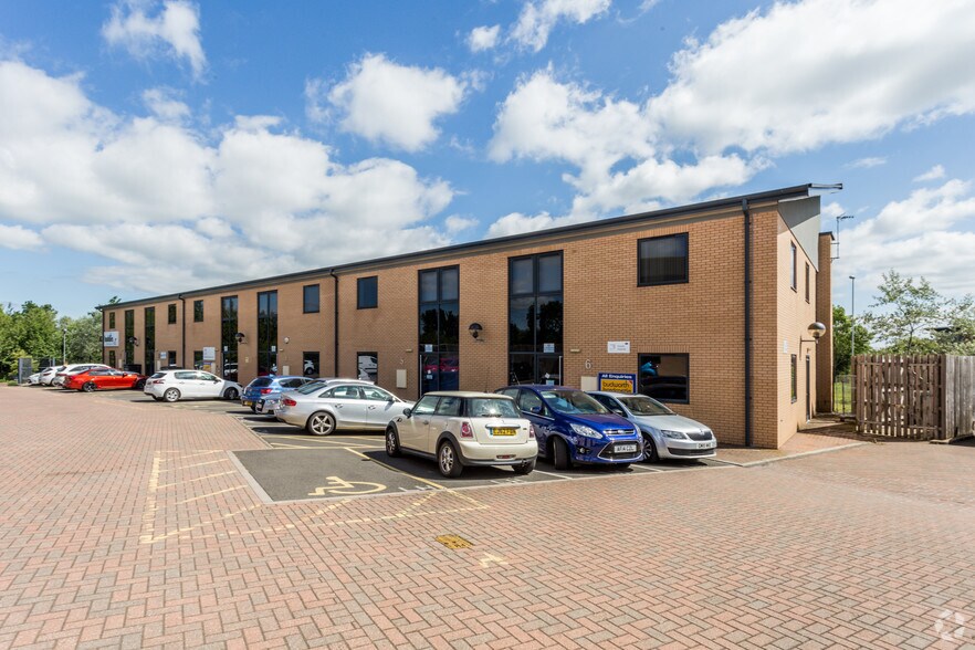 Saxon Way, Corby en venta - Foto del edificio - Imagen 3 de 6