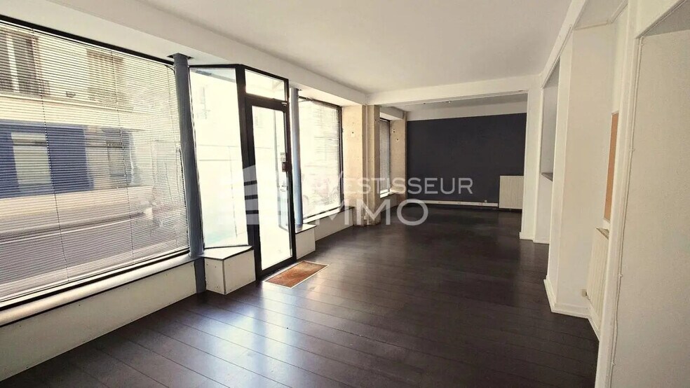 Local en Paris en venta - Foto del interior - Imagen 1 de 4