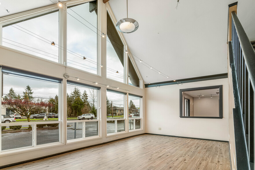 712 Avenue D, Snohomish, WA en venta - Foto del interior - Imagen 2 de 29