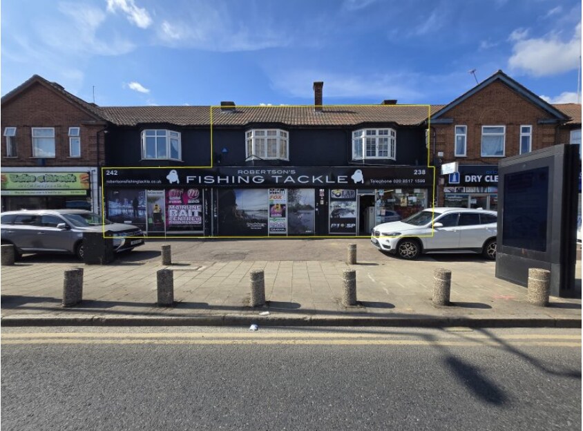 238-242 Oxlow Ln, Dagenham en venta Foto del edificio- Imagen 1 de 3