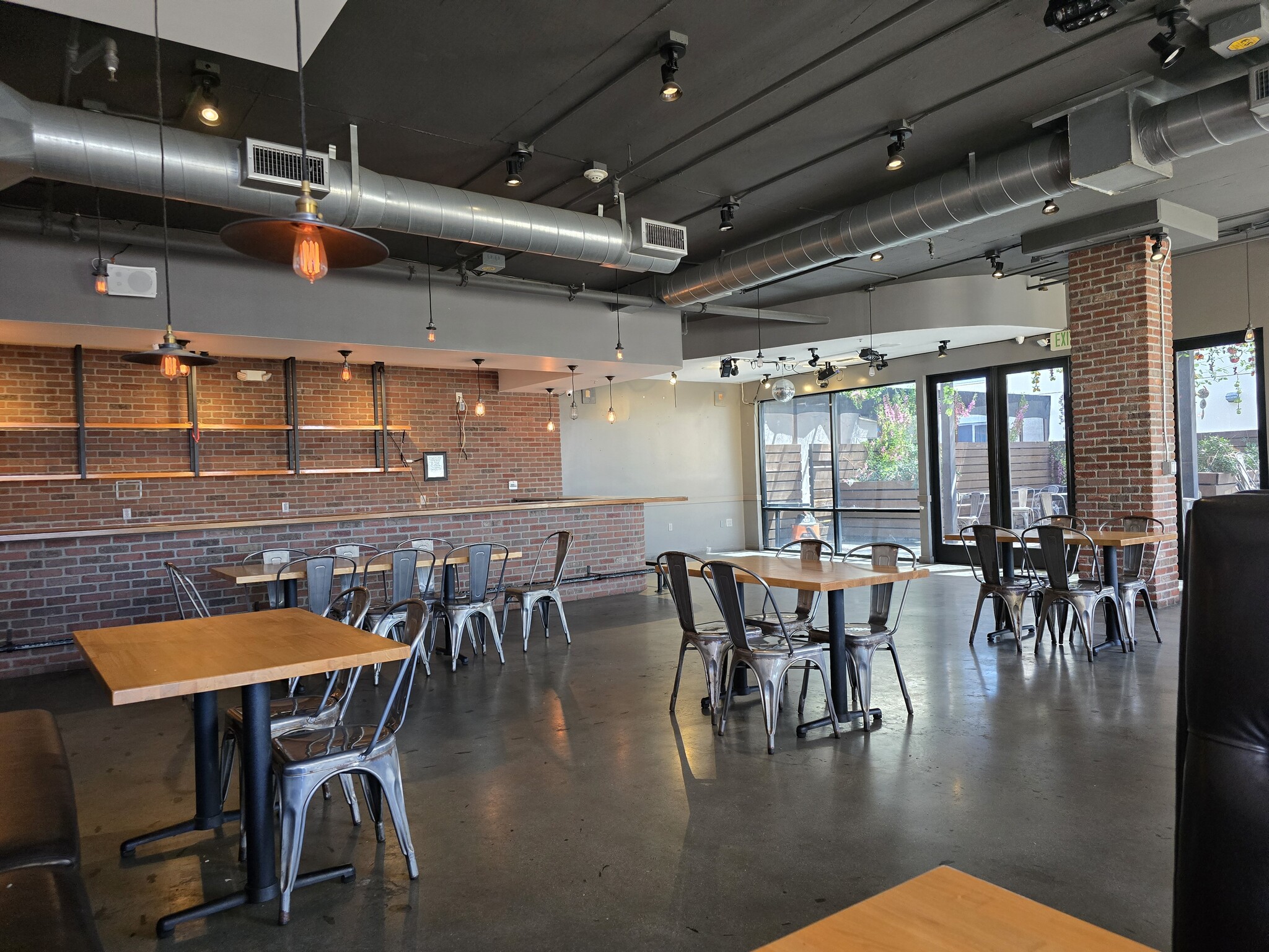 227 W Valley Blvd, San Gabriel, CA en alquiler Foto del interior- Imagen 1 de 7