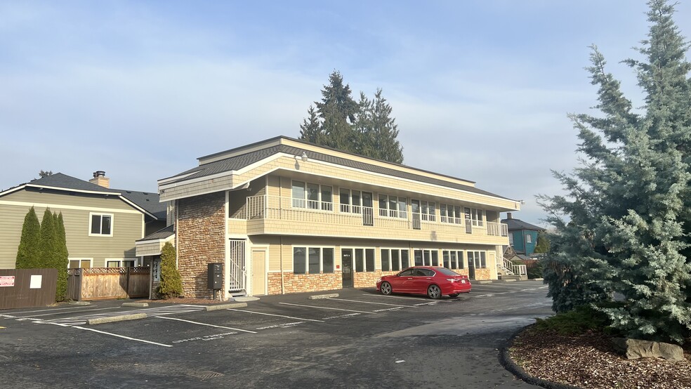 301 2nd Ave NE, Puyallup, WA en alquiler - Foto del edificio - Imagen 2 de 15