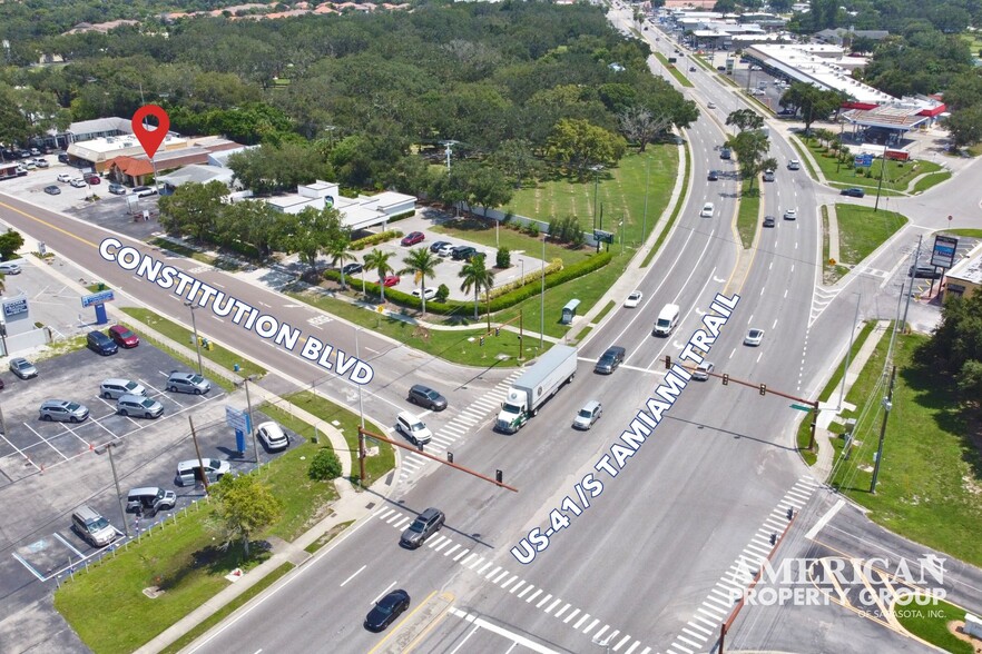 2072 Constitution Blvd, Sarasota, FL en venta - Foto del edificio - Imagen 3 de 36