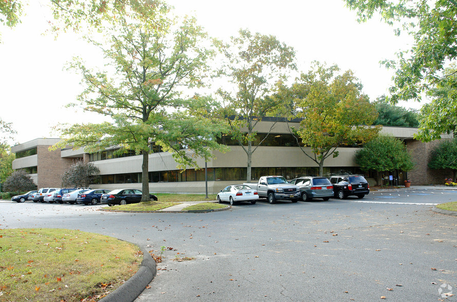 10 Talcott Notch Rd, Farmington, CT en alquiler - Foto del edificio - Imagen 1 de 2